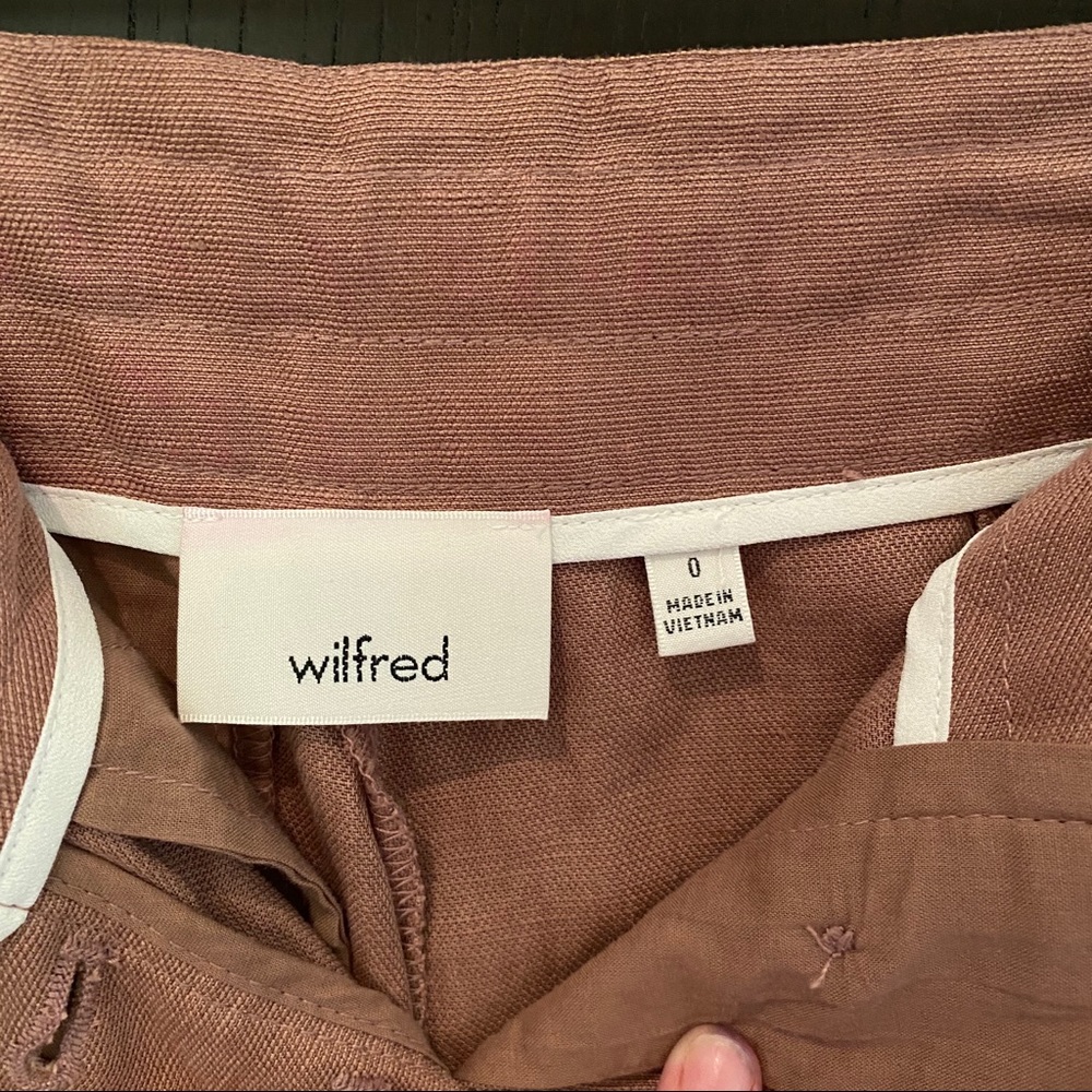 Shorts With White Adjustable String - image 4